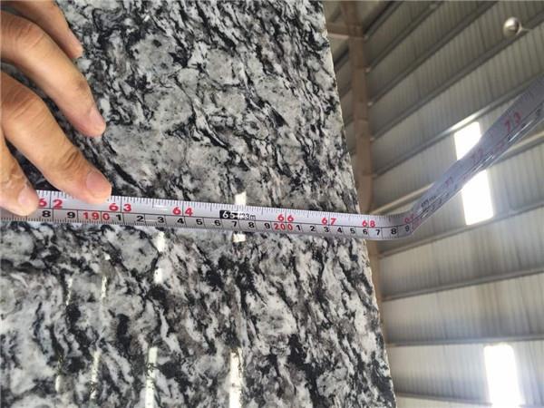 width inspection of african granite slabs