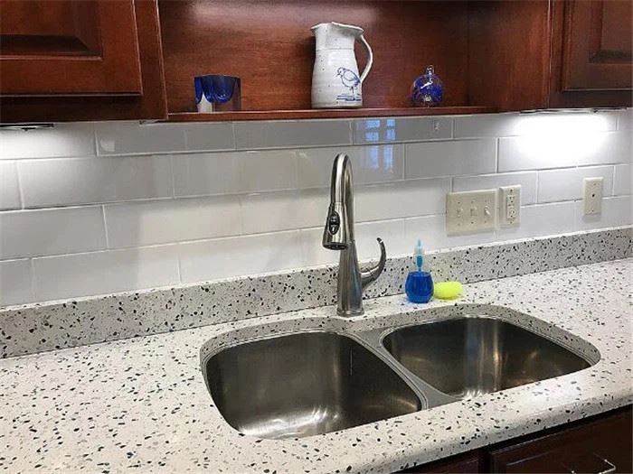 white diamond quartz countertop kitchen top