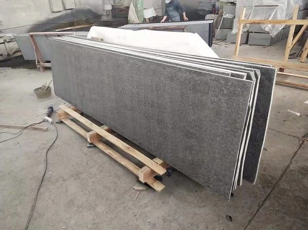 absolute black flamed granite small slabs
