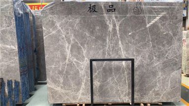 Azulejo de mármol gris