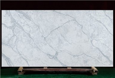 Cuarzo Blanco Con Vetas Grises