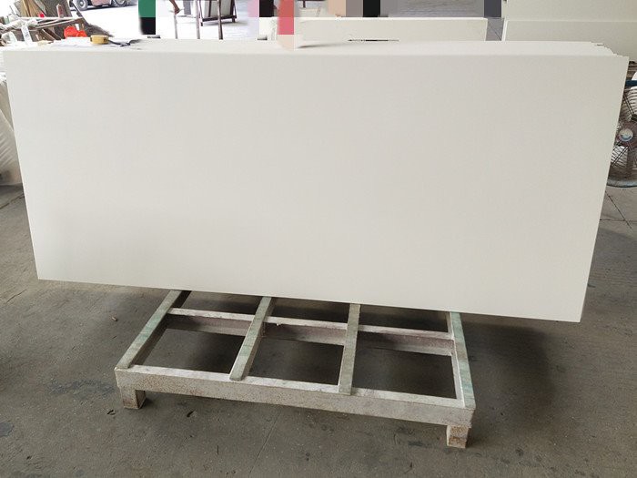 Encimera de cocina de cuarzo blanco