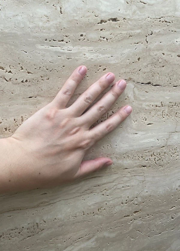 Alabastrino Travertine vein