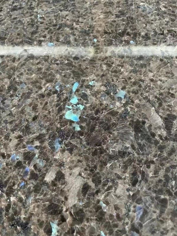 Brown Pearl Granite Tiles