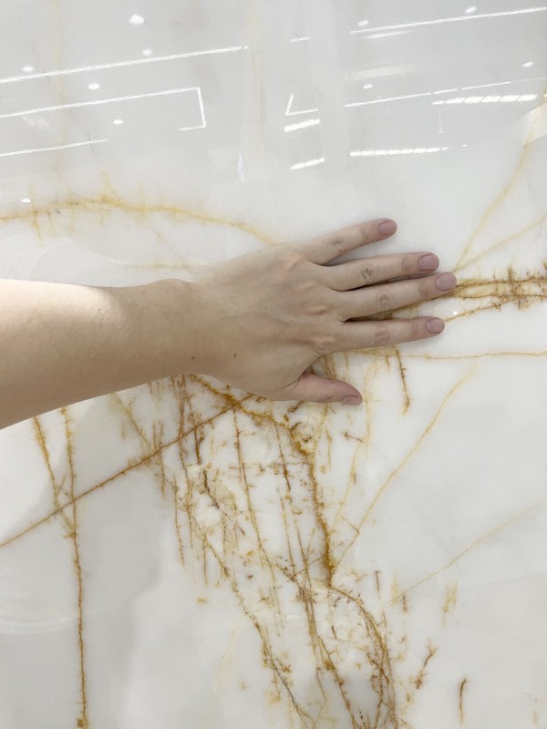 White Marble Gold Vein wall slab White Marble Gold Vein wall slab