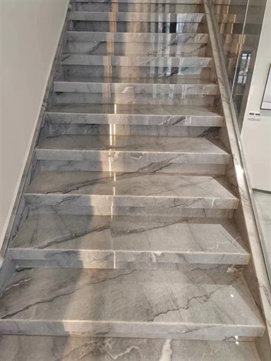 Escalera de mármol gris Bruce