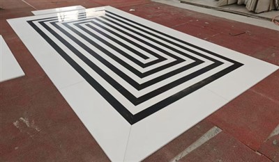 Piso de mármol blanco y negro
