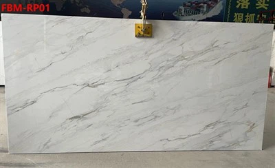 Cuarzo Blanco Con Vetas Grises Y Doradas